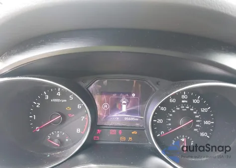 2017 Kia Sedona Lx z USA, uszkodzony, nr VIN KNDMB5C12H6308244